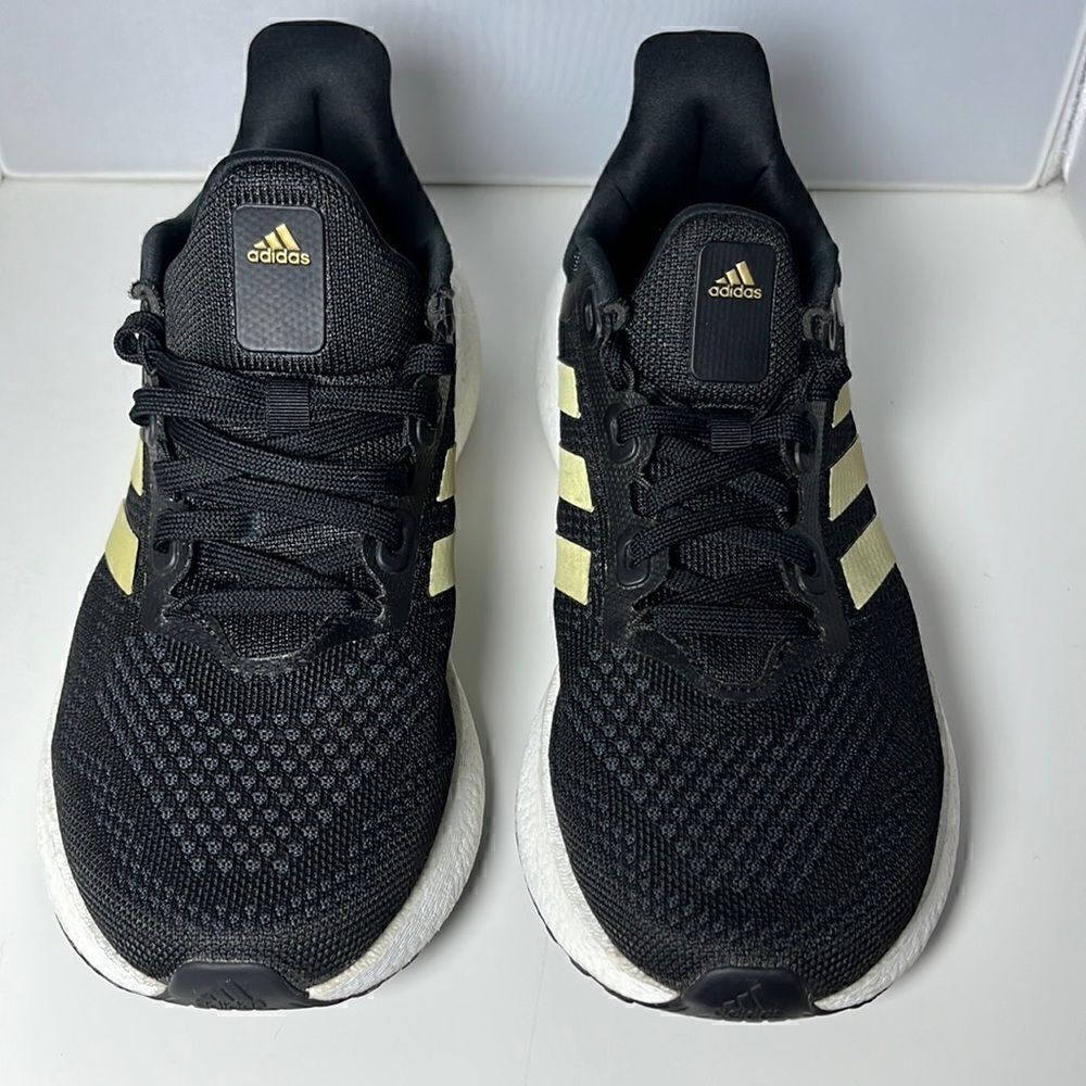 ADIDAS PUREBOOST 22